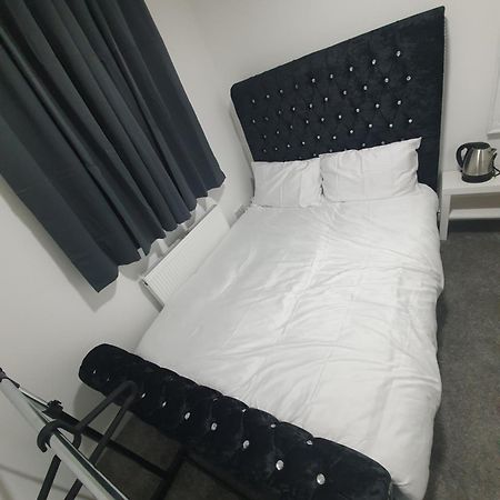 Beautiful Rooms Shaw St And Pine St Bury  Zewnętrze zdjęcie