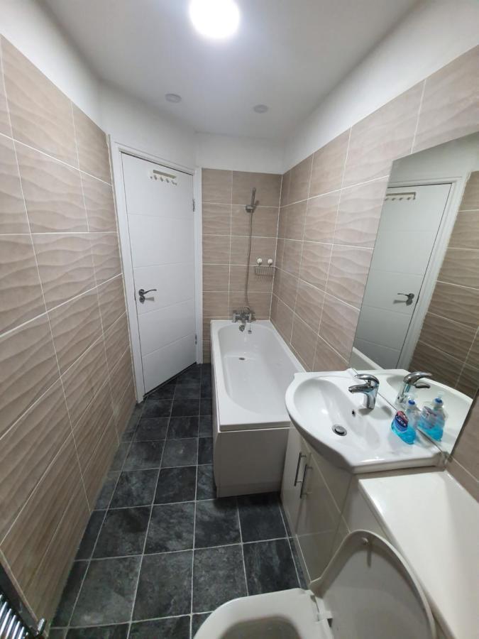 Beautiful Rooms Shaw St And Pine St Bury  Zewnętrze zdjęcie