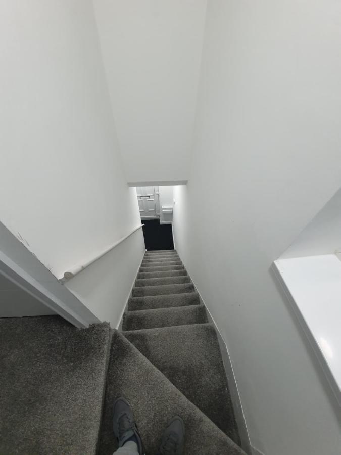 Beautiful Rooms Shaw St And Pine St Bury  Zewnętrze zdjęcie