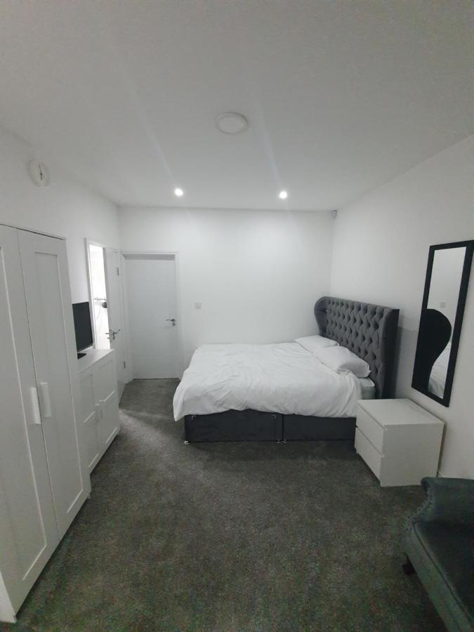 Beautiful Rooms Shaw St And Pine St Bury  Zewnętrze zdjęcie