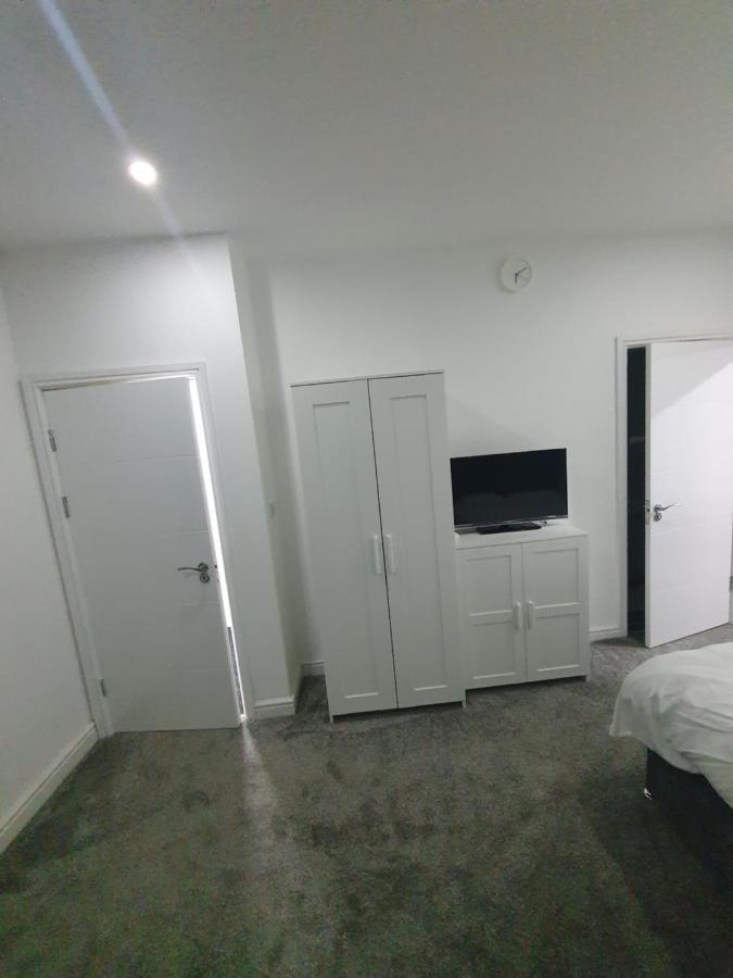 Beautiful Rooms Shaw St And Pine St Bury  Zewnętrze zdjęcie
