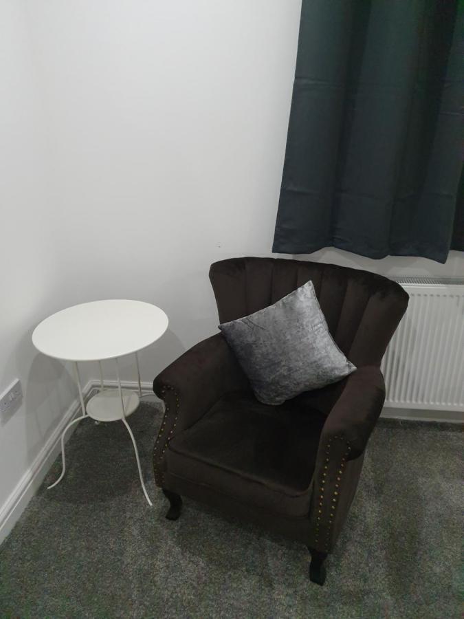 Beautiful Rooms Shaw St And Pine St Bury  Zewnętrze zdjęcie
